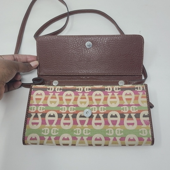 Etienne Aigner | Multicolored Convertible Clutch or Wristlet (One Size) - Picture 4 of 9